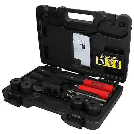 Schwarzer Werkzeugkoffer mit Werkzeugen. Rote Griffe und ein Warnhinweis.